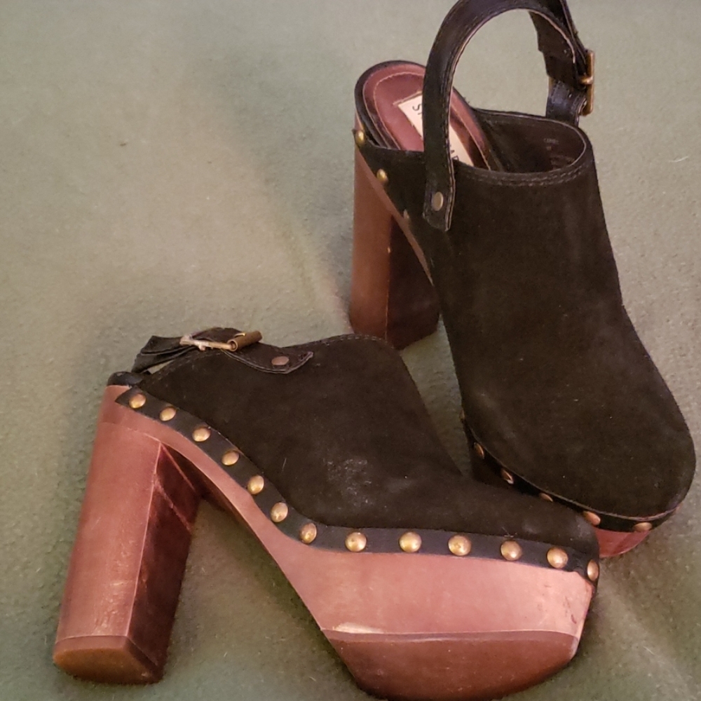 Steve Madden sz8 suede clogs